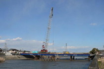 80トンクレーン桟橋工事